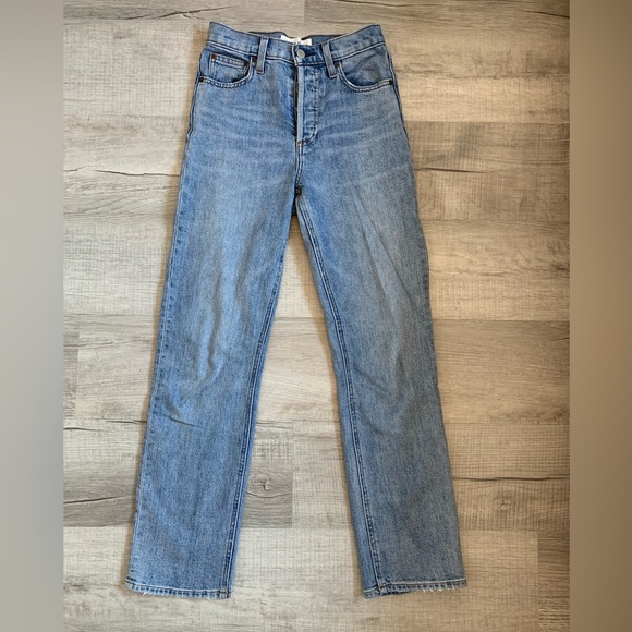 I am selling denim forum, Aritzia jeans which are still in stores - Picture 2 of 5
